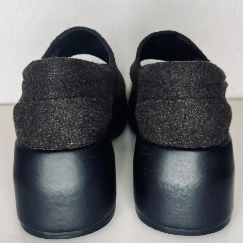 UNIF Gavo Platform Mary Jane Shoes with Felt Upper